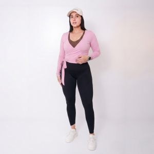 Top-Bella-Deportivo-cruzado-entrenamientos-gimnasio-yoga-pilates-look-urbano-athleisure-color-rosa.jpg